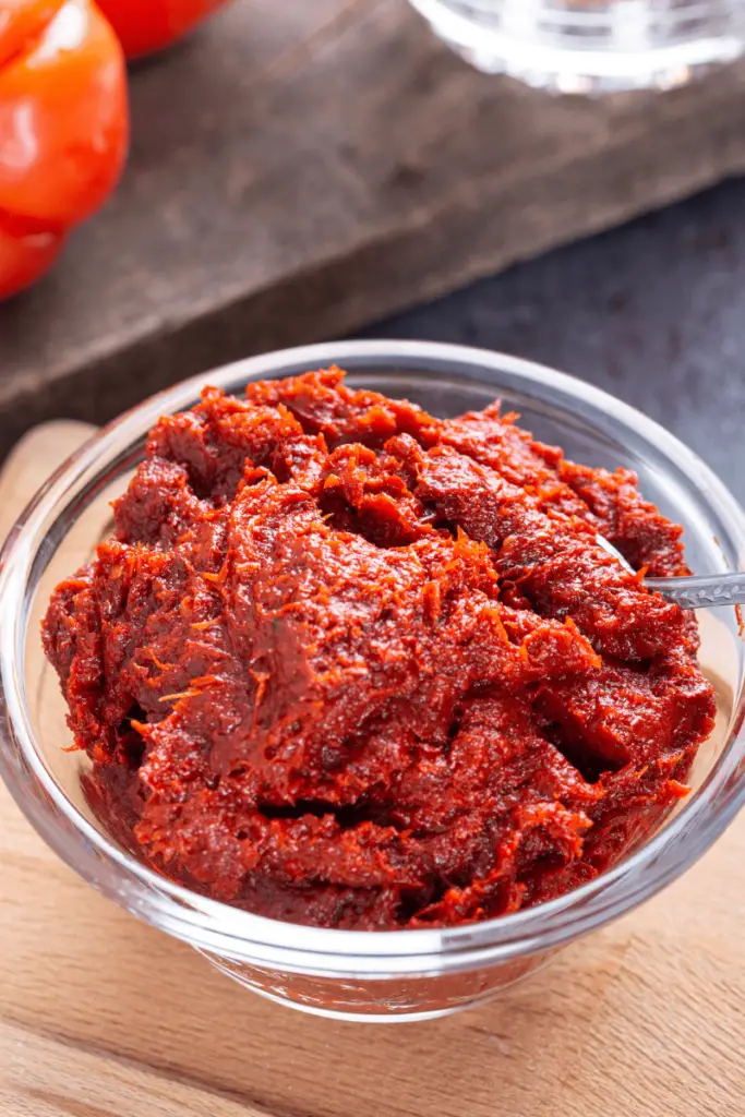 a smoked paprika substitute is tomato paste and liquid smoke